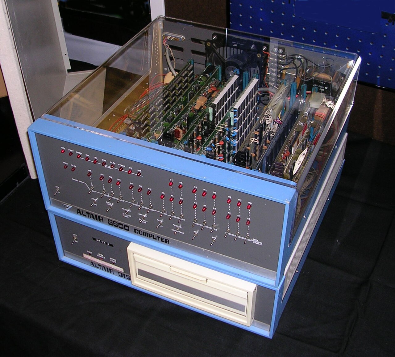 Altair 8800 computer, 1975