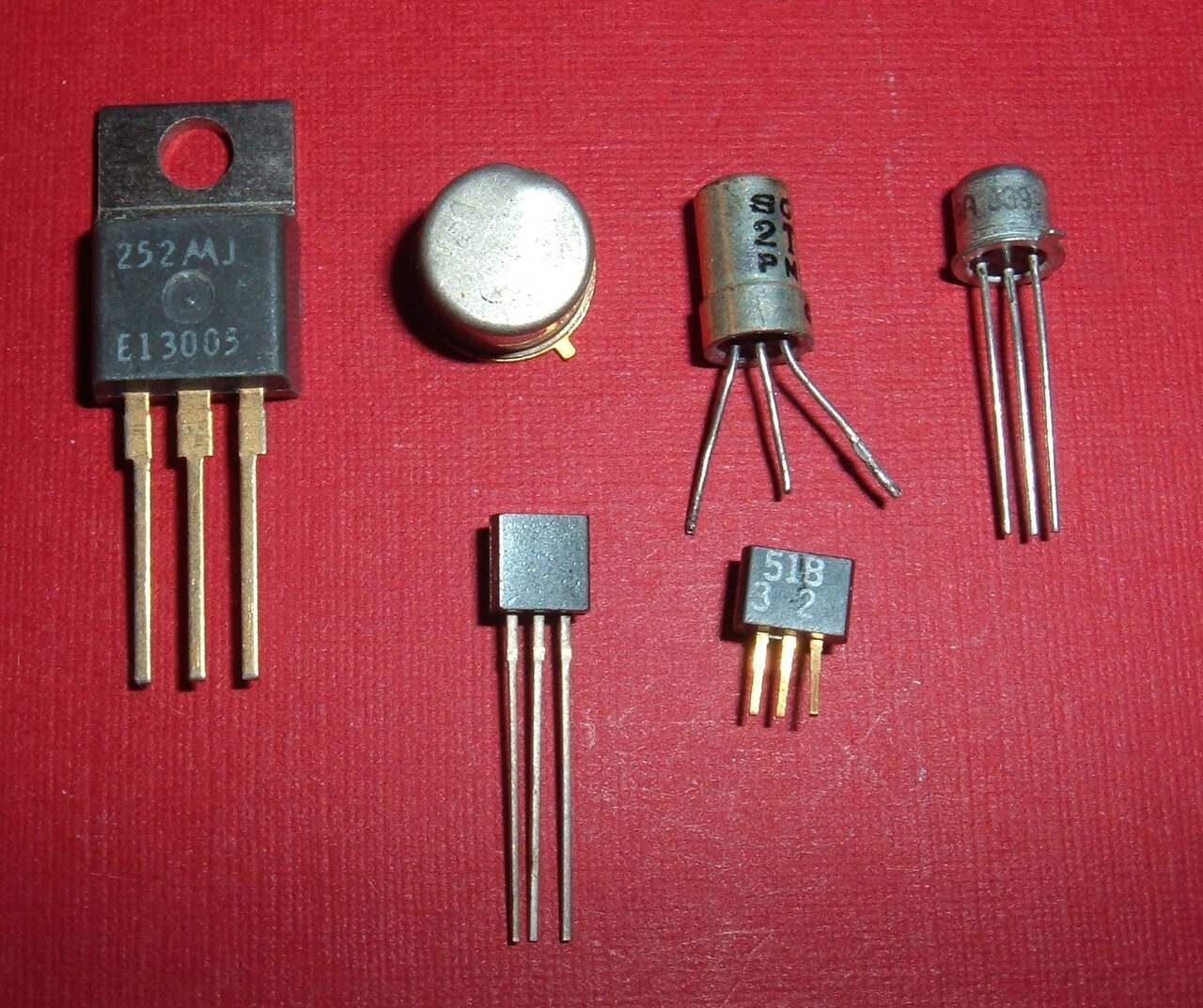 First transistor, Bell Labs 1947